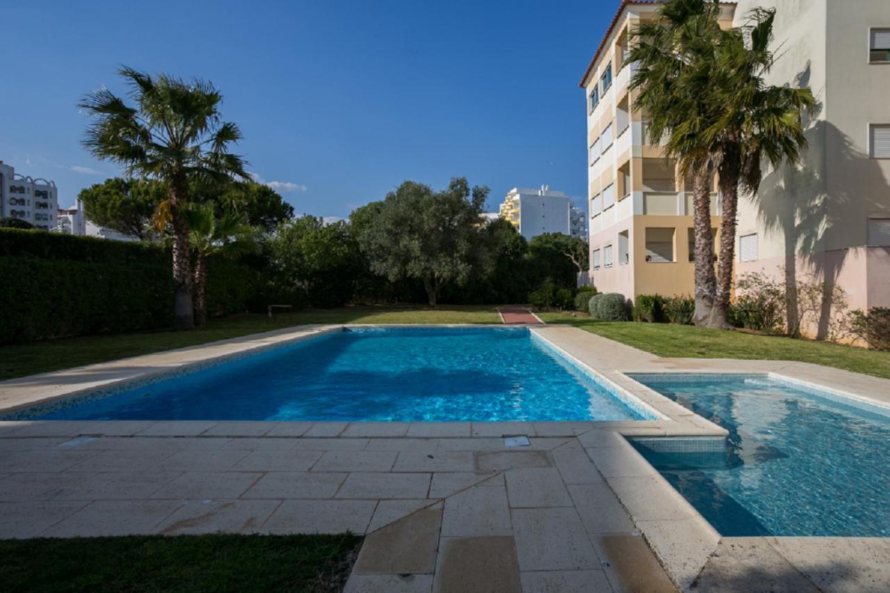 פורטימאו Uauhome In Praia Da Rocha 300 Mt To Beach, Wifi מראה חיצוני תמונה